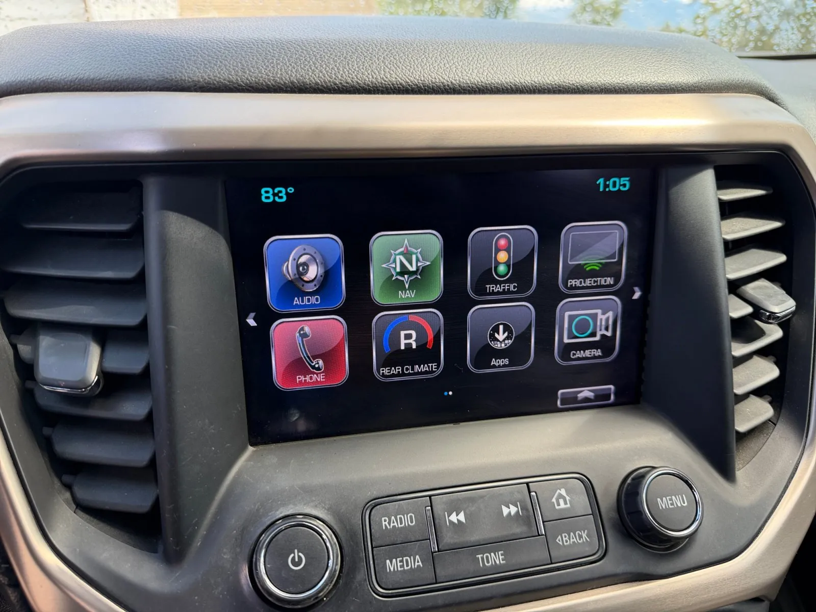 GMC Acadia photo 23