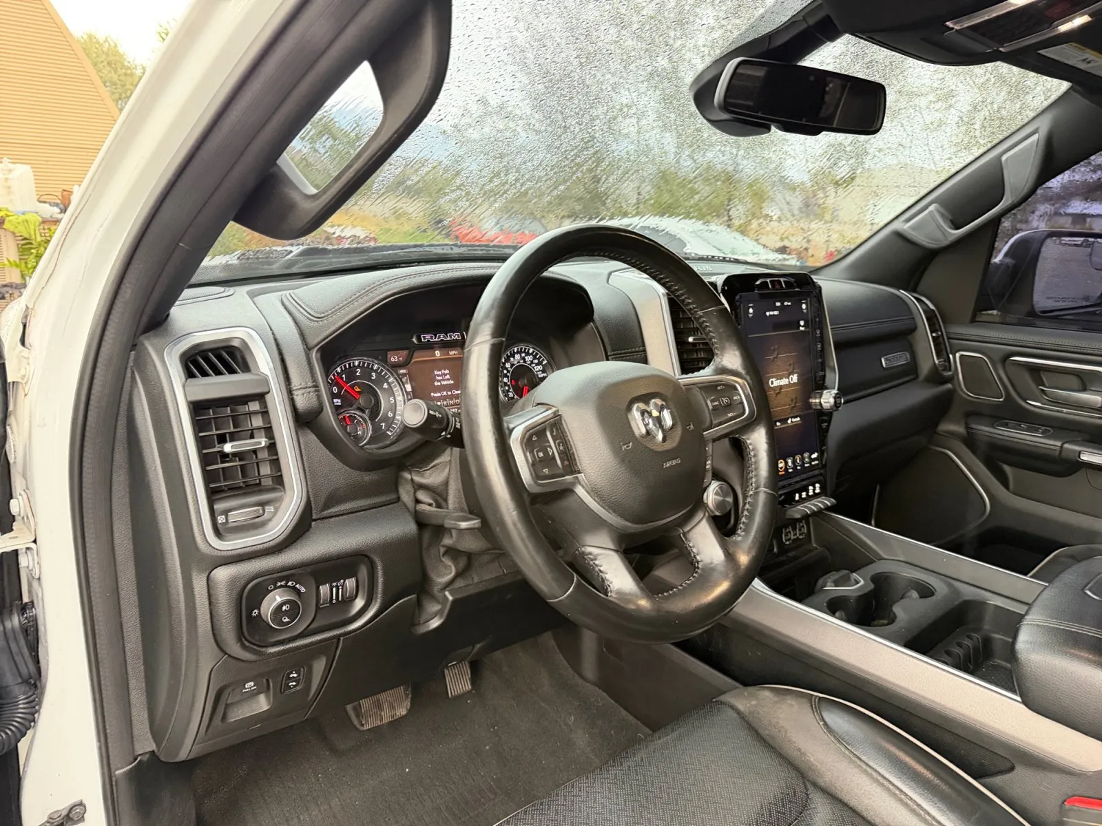 Ram 1500 photo 18