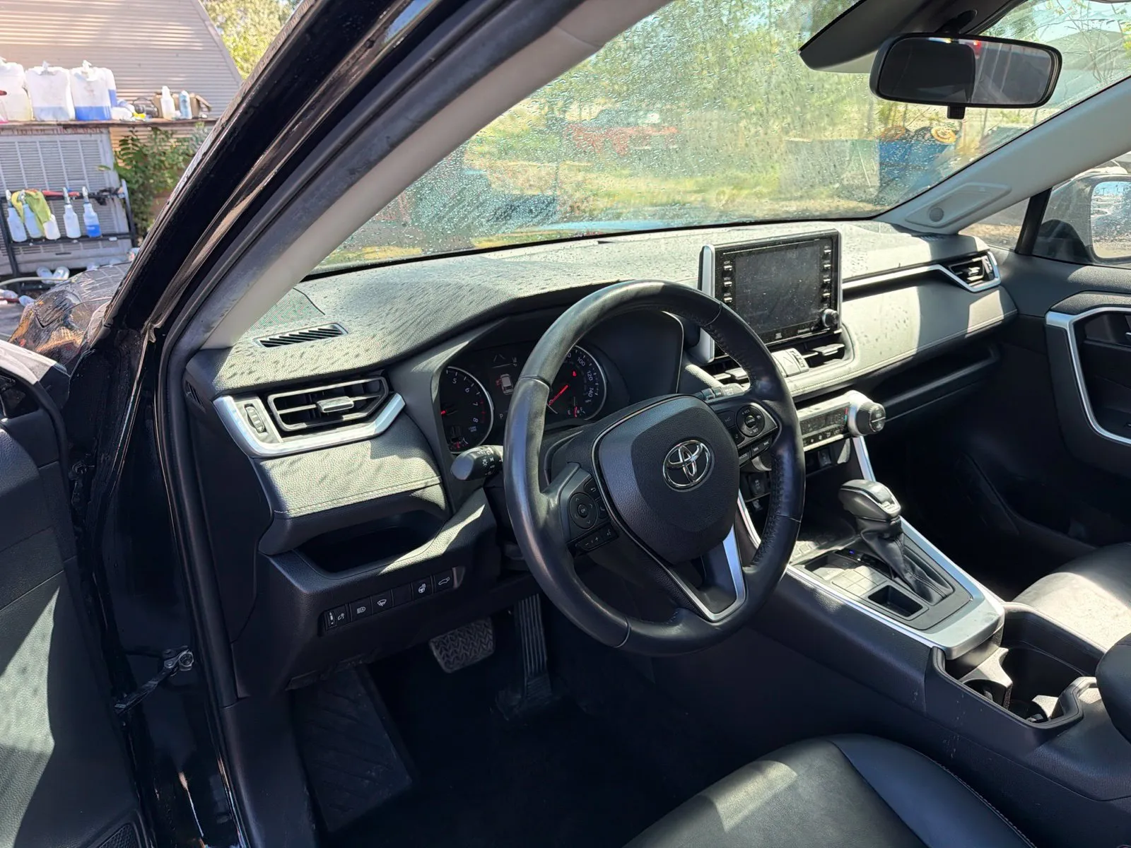 Toyota RAV4 photo 8
