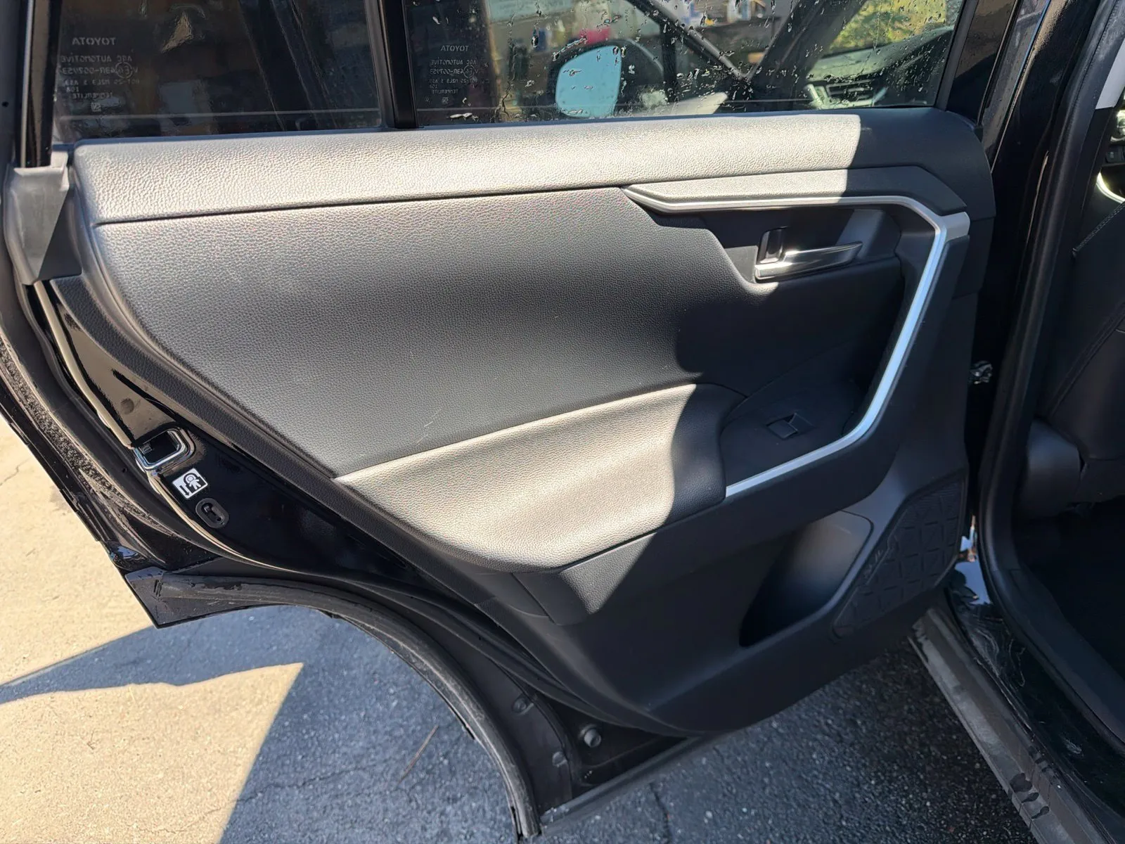 Toyota RAV4 photo 11