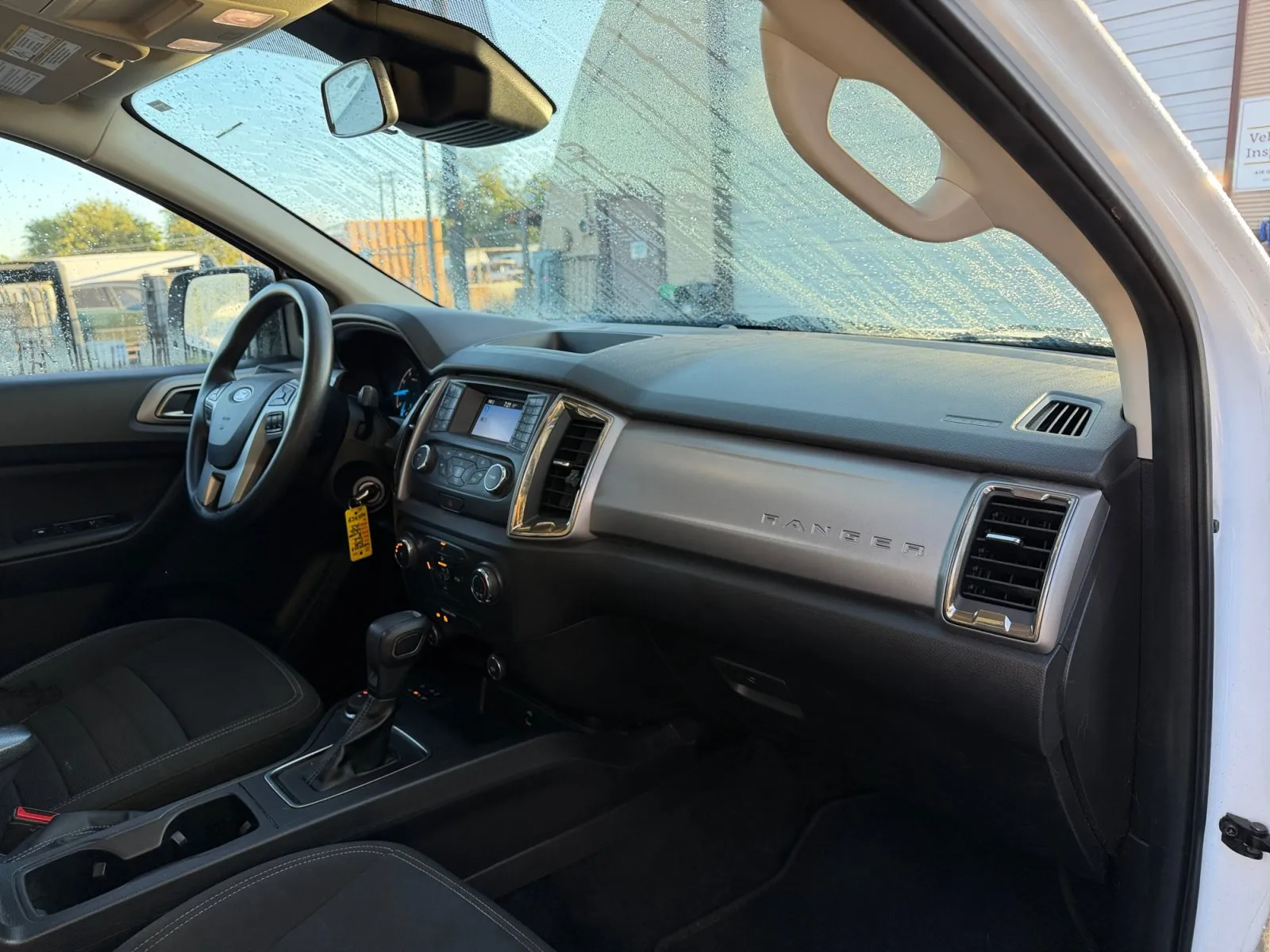 Ford Ranger photo 16