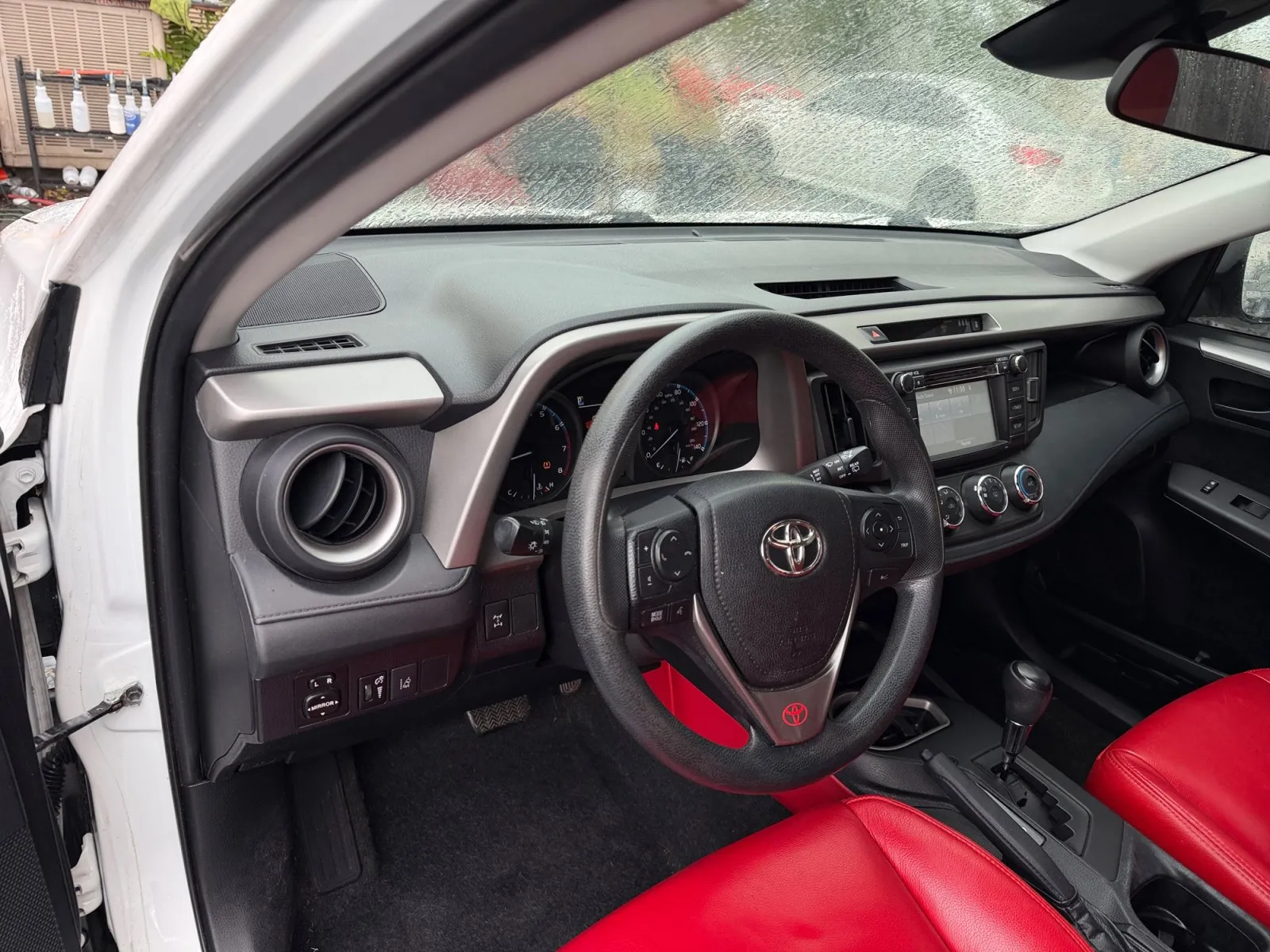 Toyota RAV4 photo 18