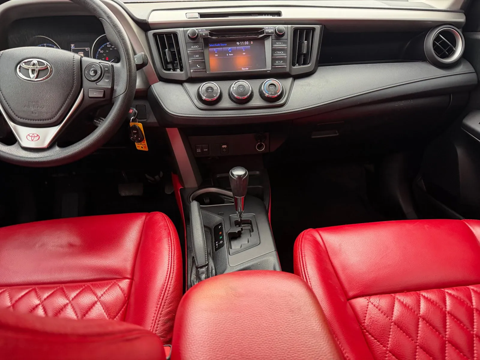 Toyota RAV4 photo 11