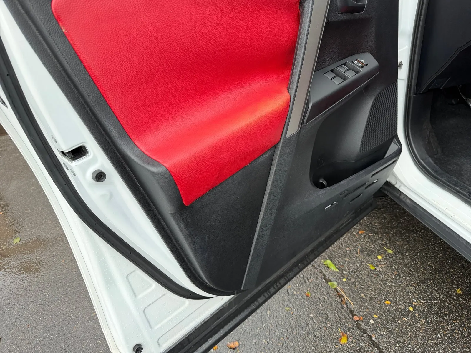Toyota RAV4 photo 19