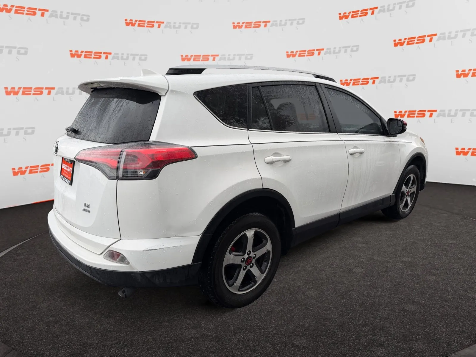 Toyota RAV4 photo 5