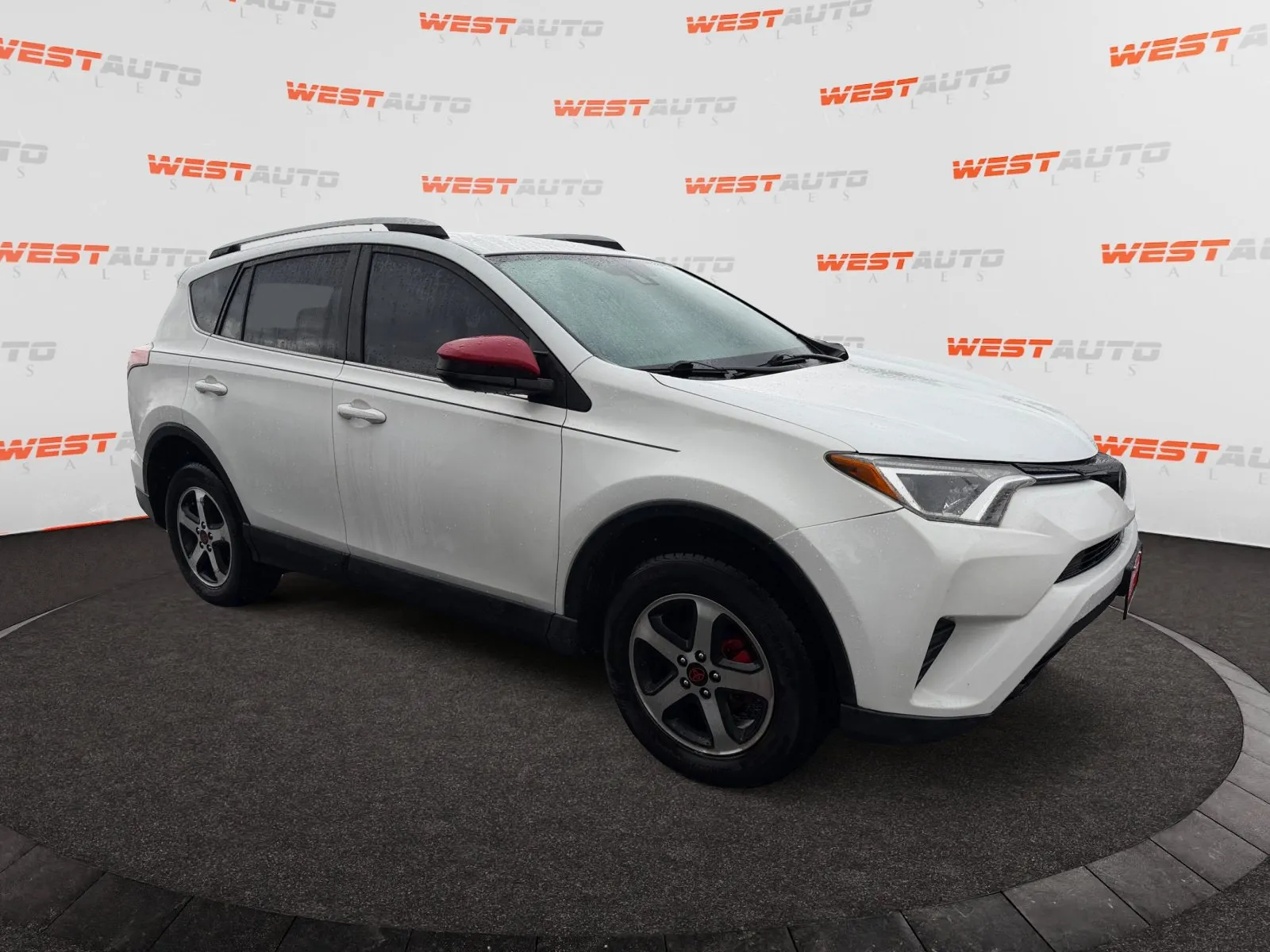 Toyota RAV4 photo 7