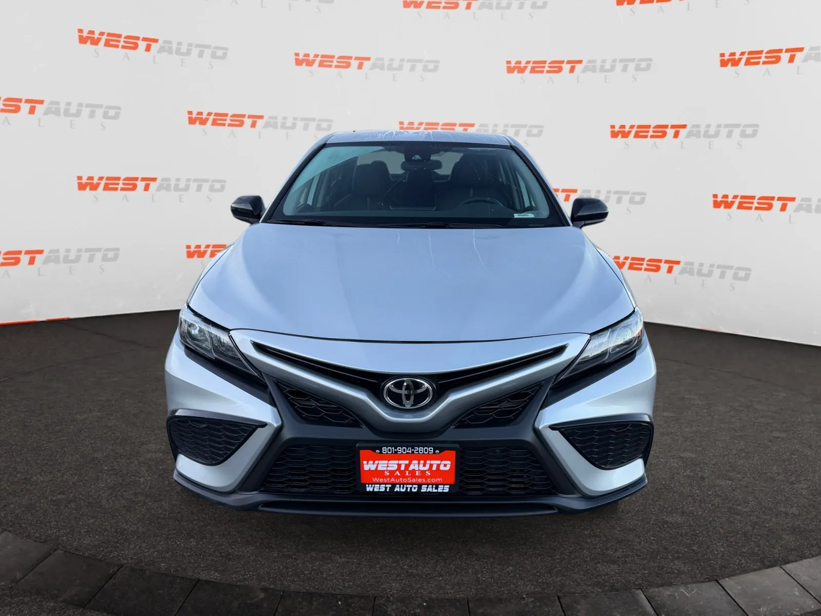 Toyota Camry photo 8