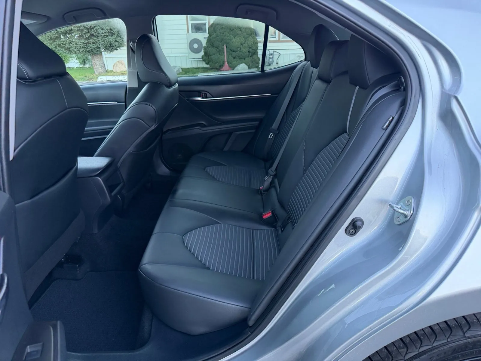 Toyota Camry photo 24