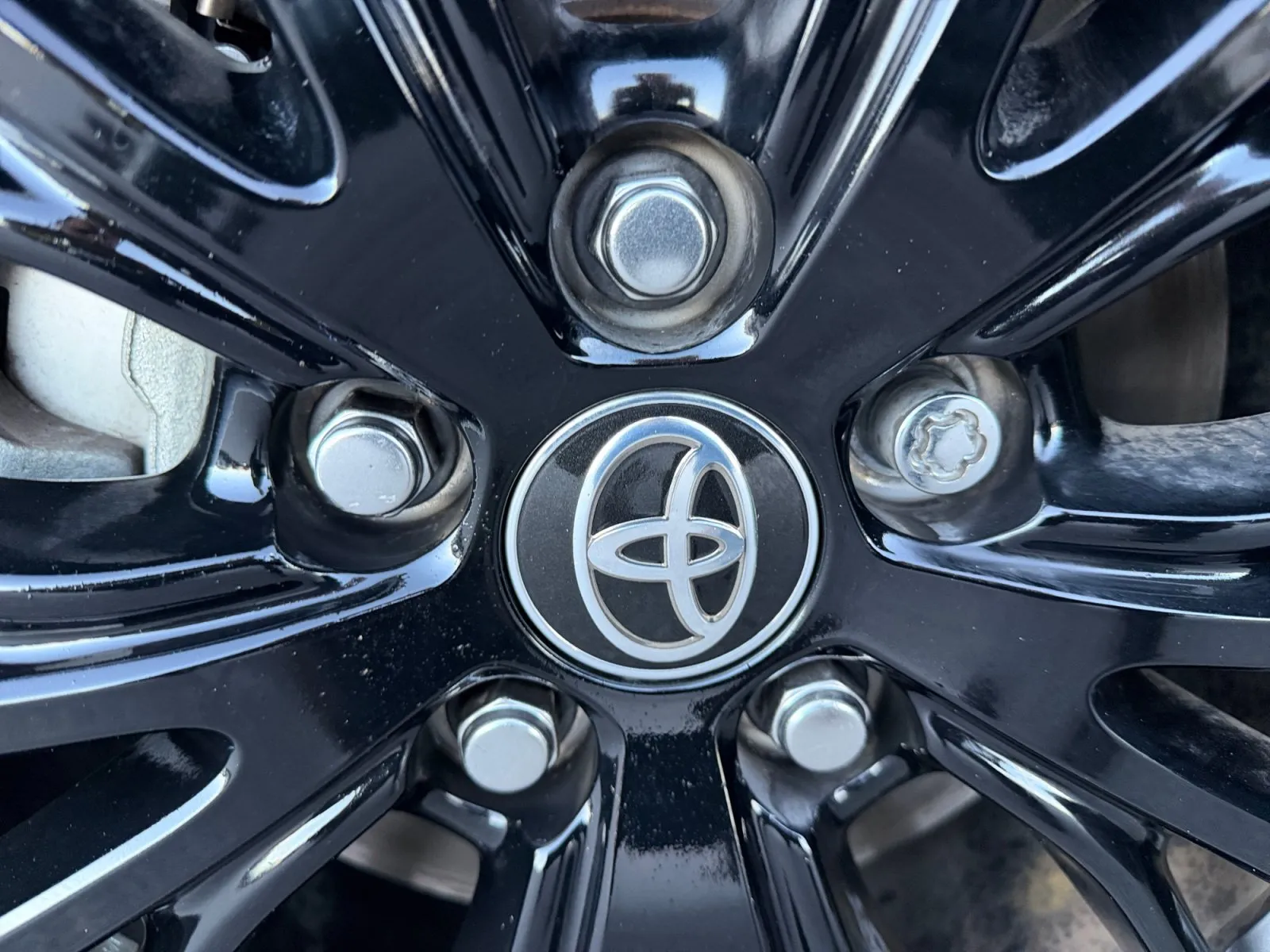 Toyota Camry photo 29