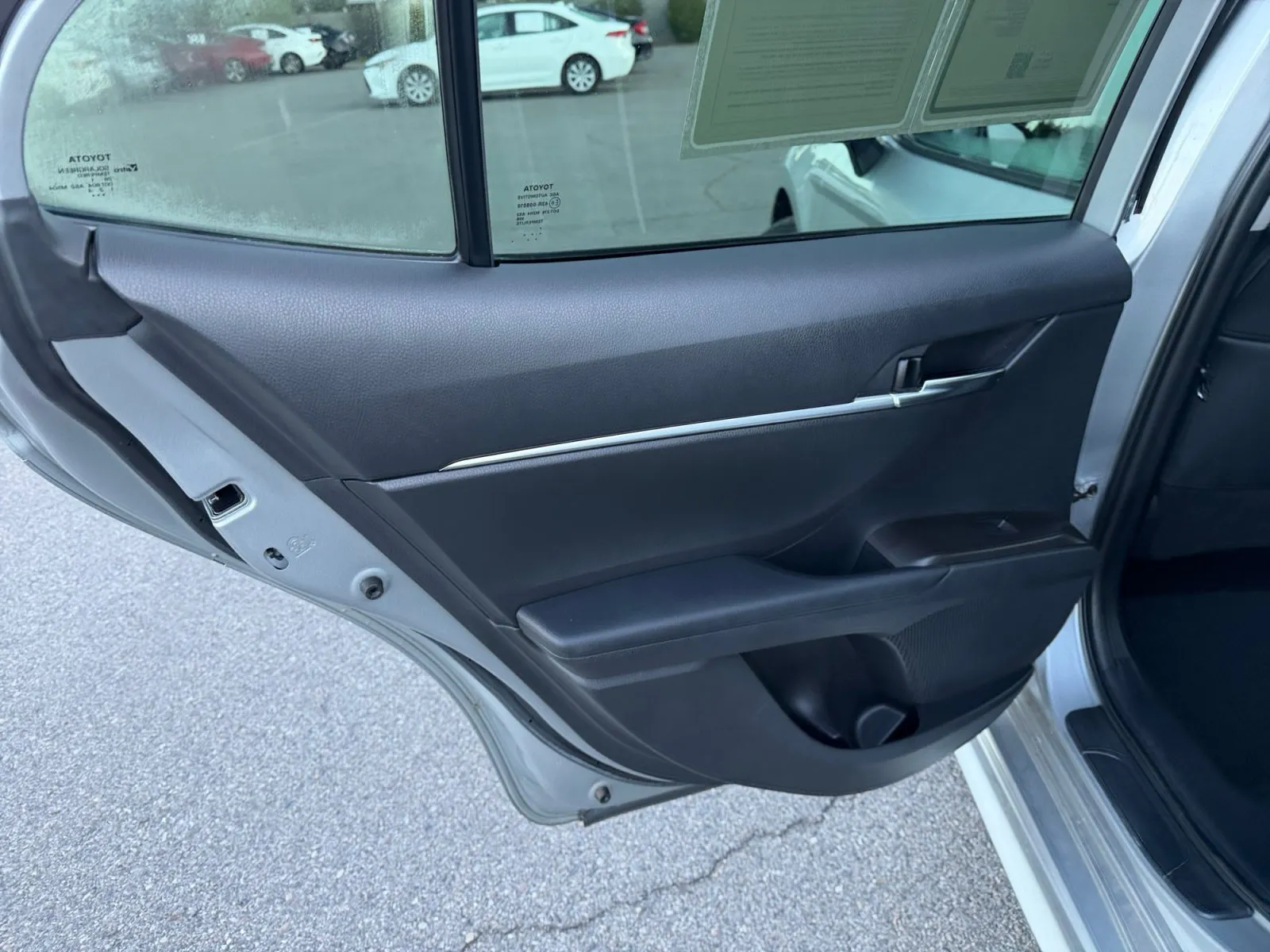 Toyota Camry photo 25