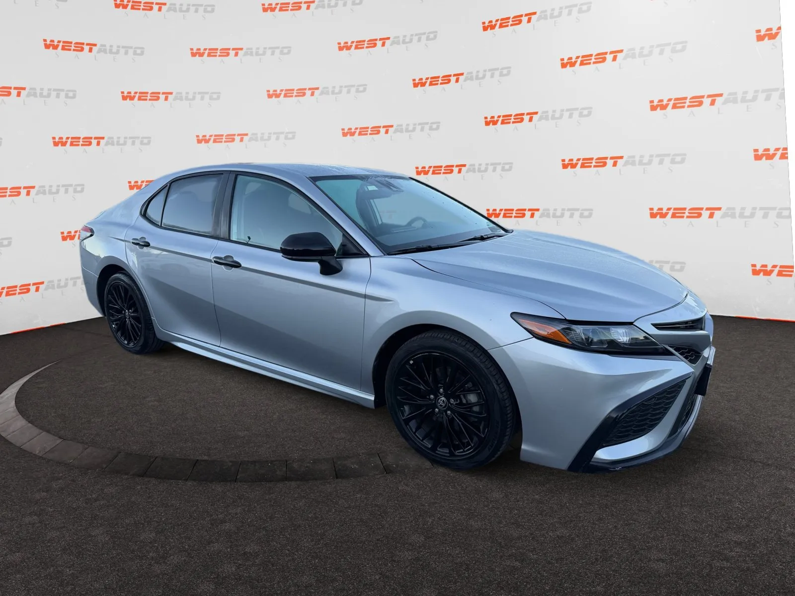 Toyota Camry photo 7