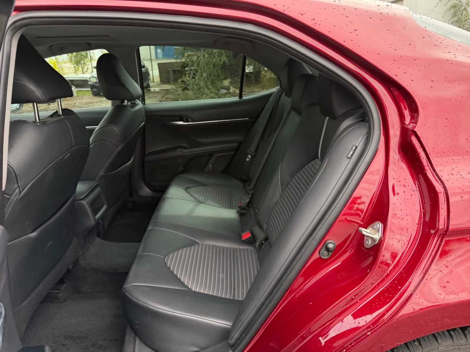 Toyota Camry photo 25
