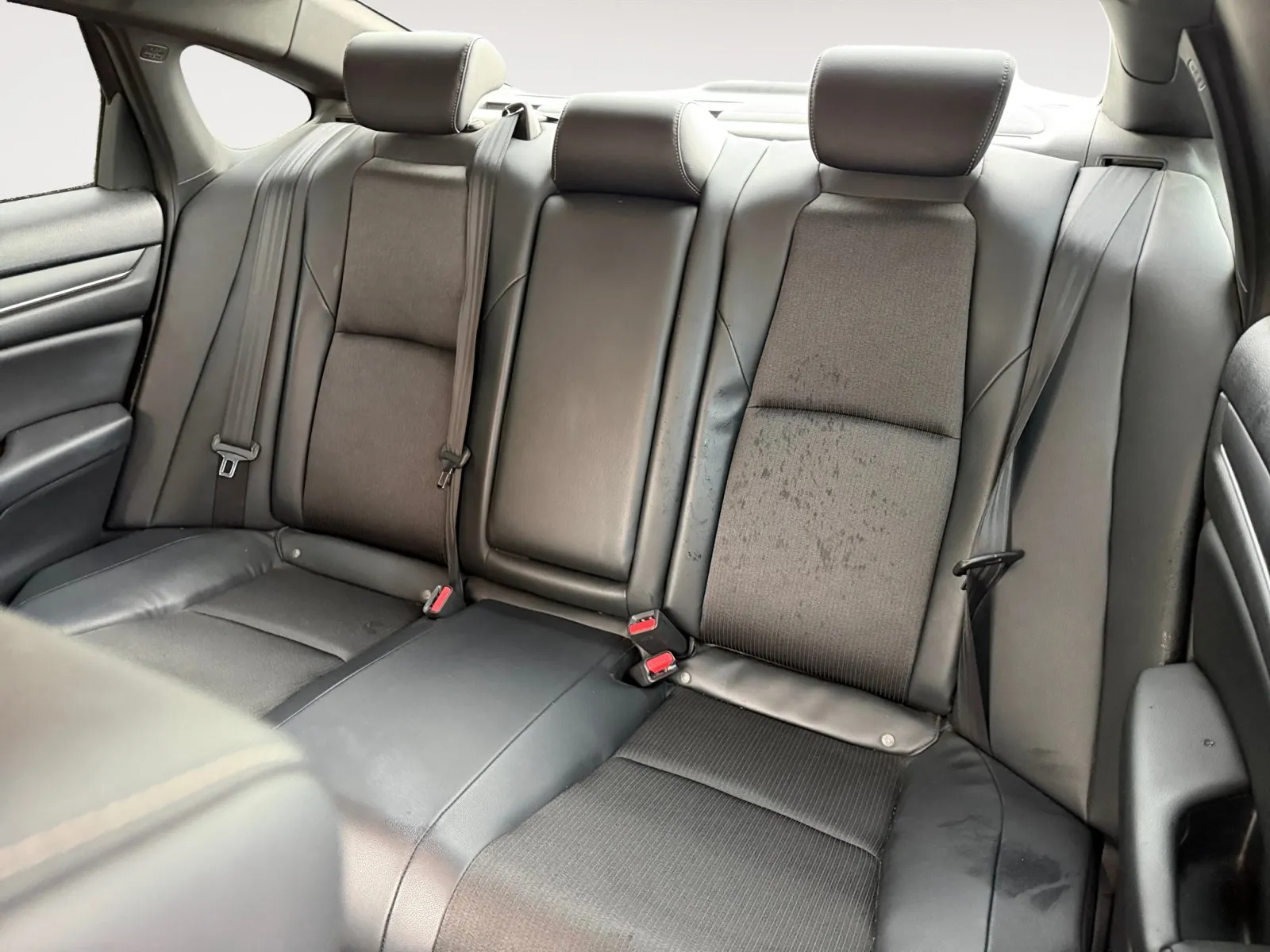 Honda Accord photo 13