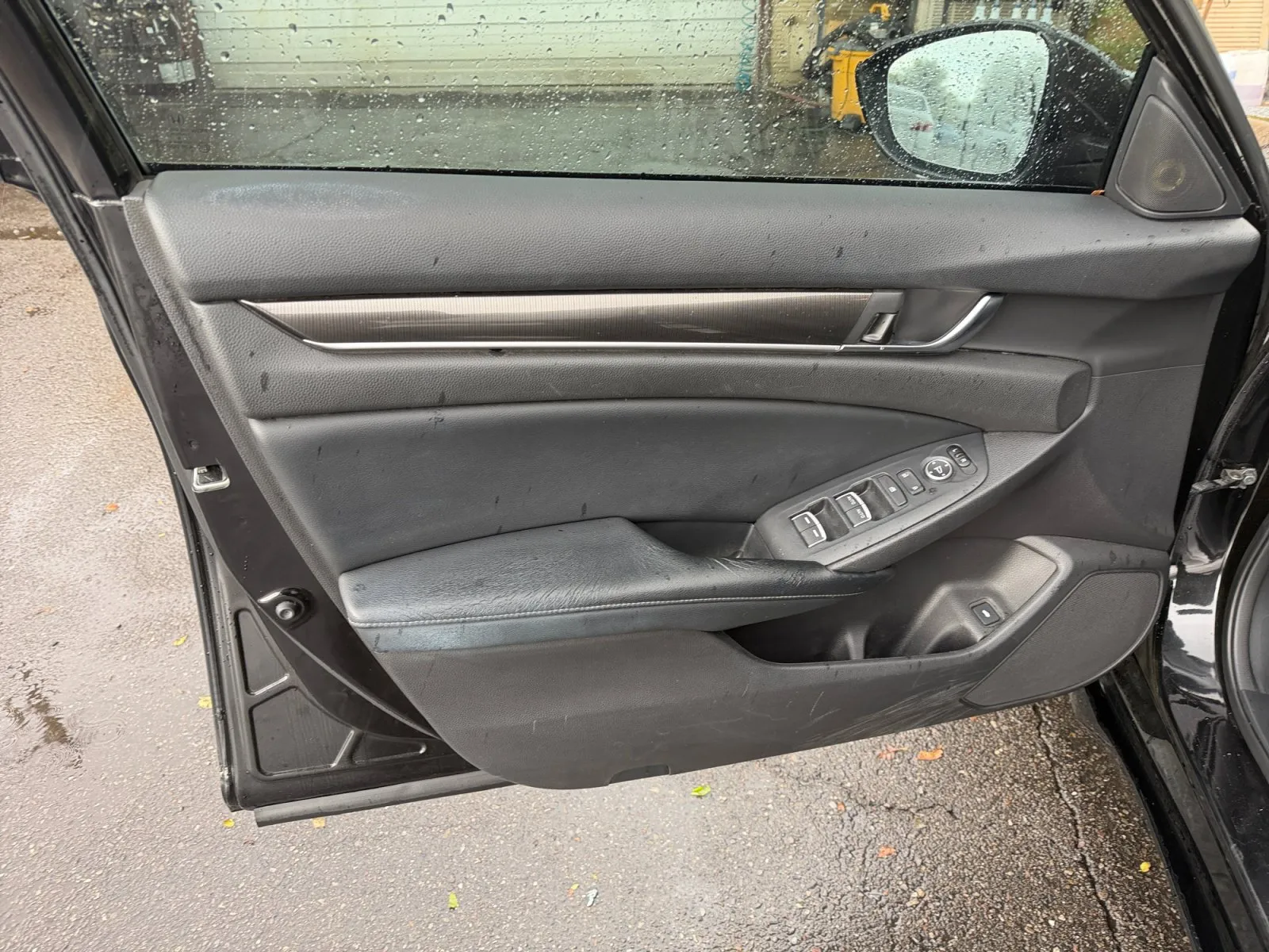 Honda Accord photo 19
