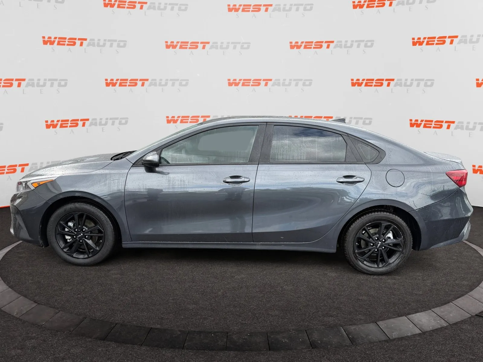 Kia Forte photo 2