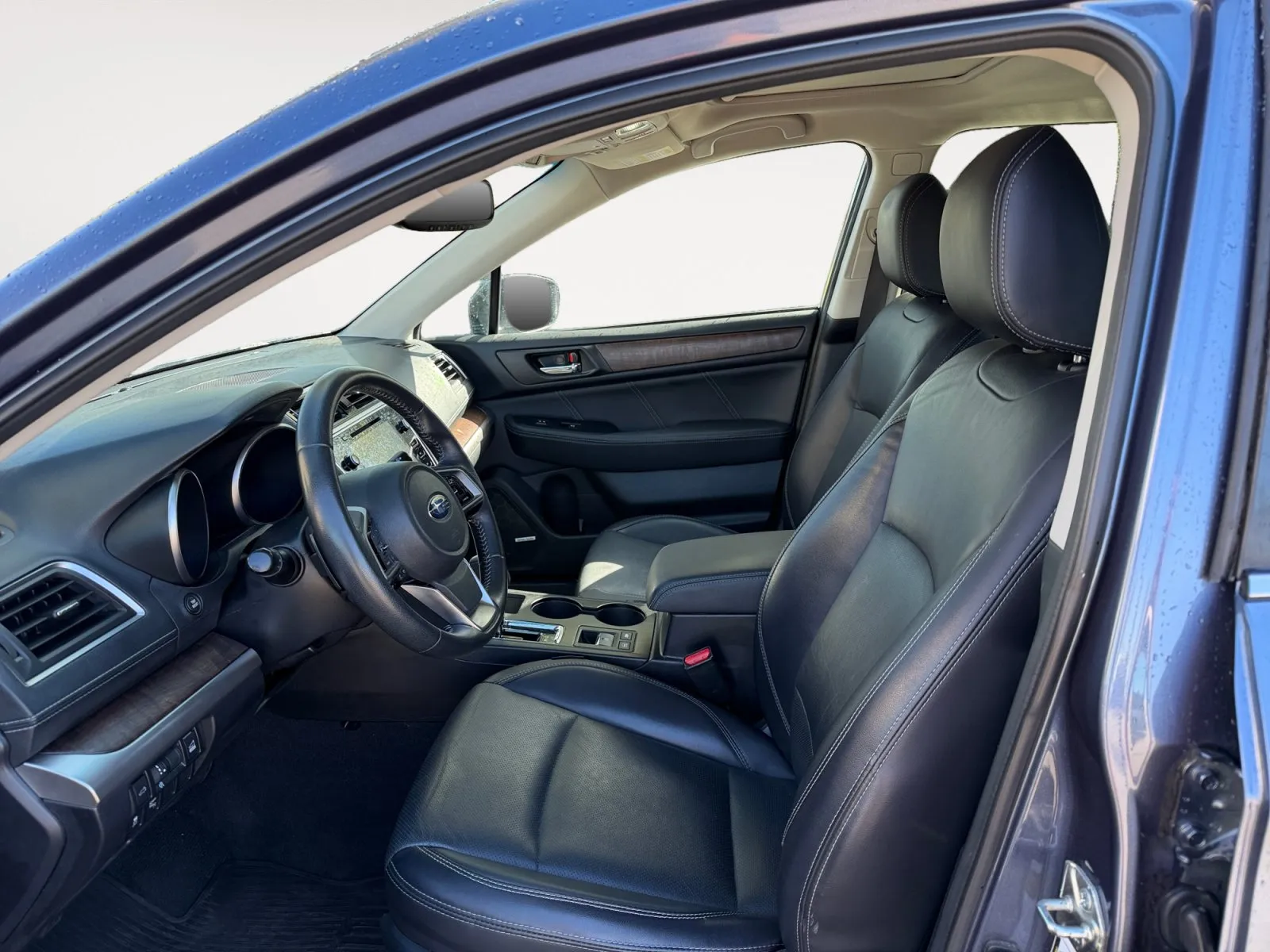 Subaru Outback photo 9