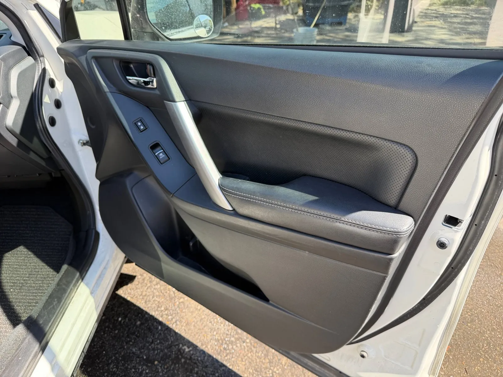 Subaru Forester photo 17