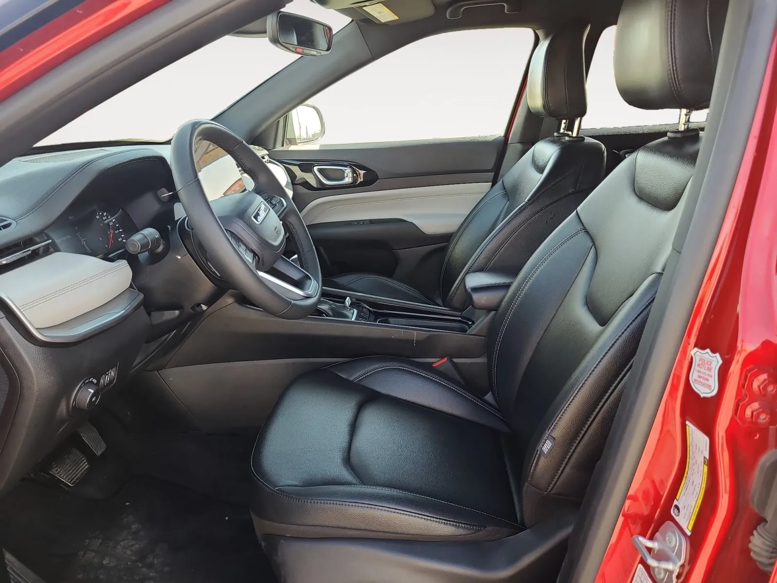 Jeep Compass photo 9