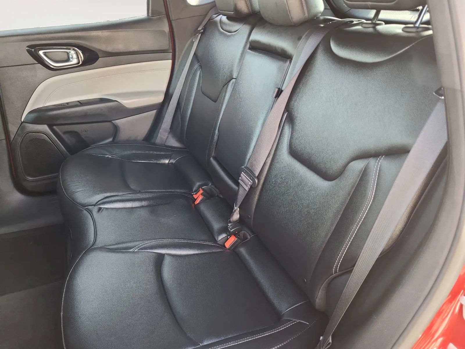 Jeep Compass photo 13