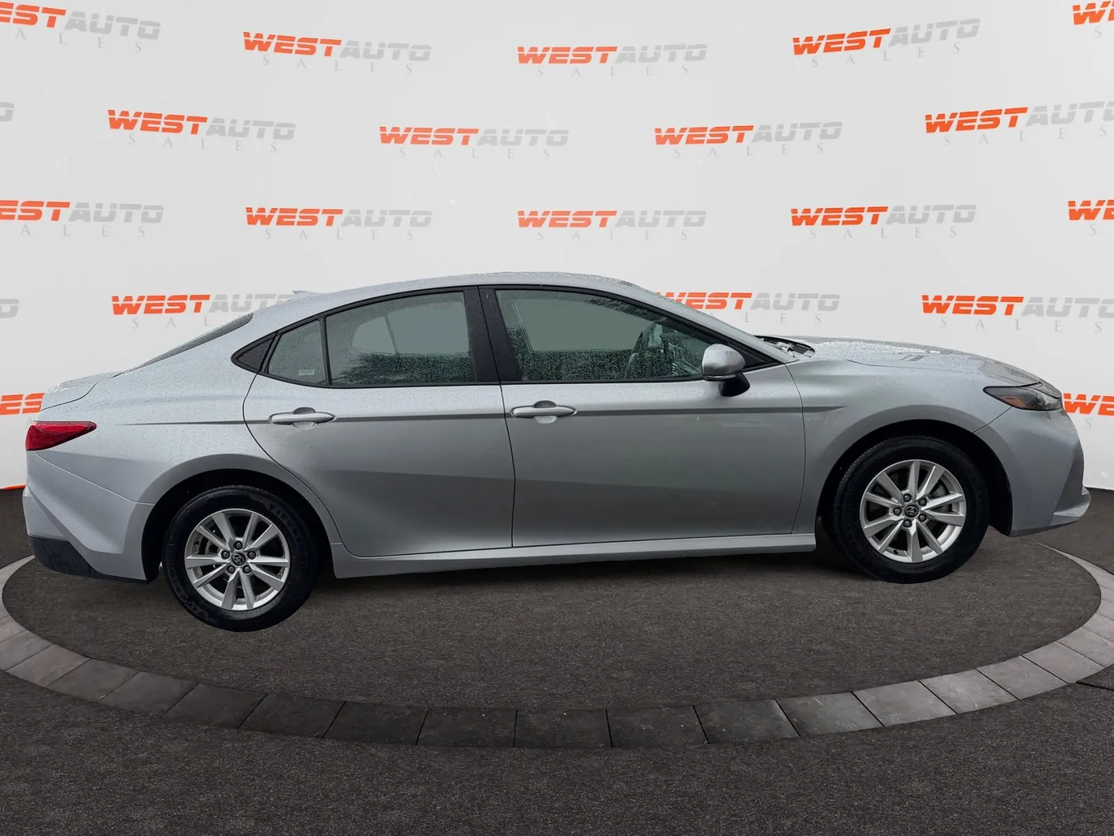 Toyota Camry photo 6