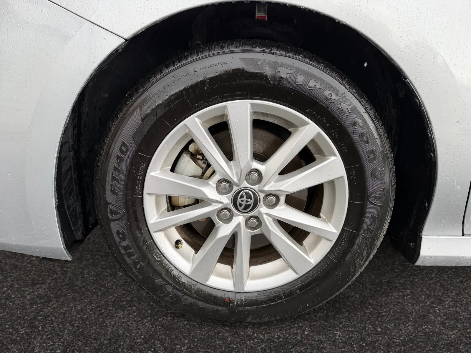 Toyota Camry photo 14