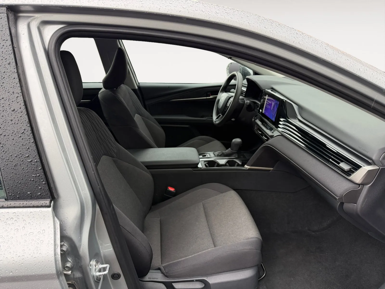 Toyota Camry photo 15