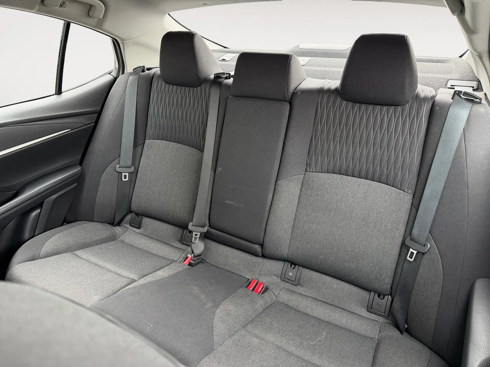 Toyota Camry photo 13