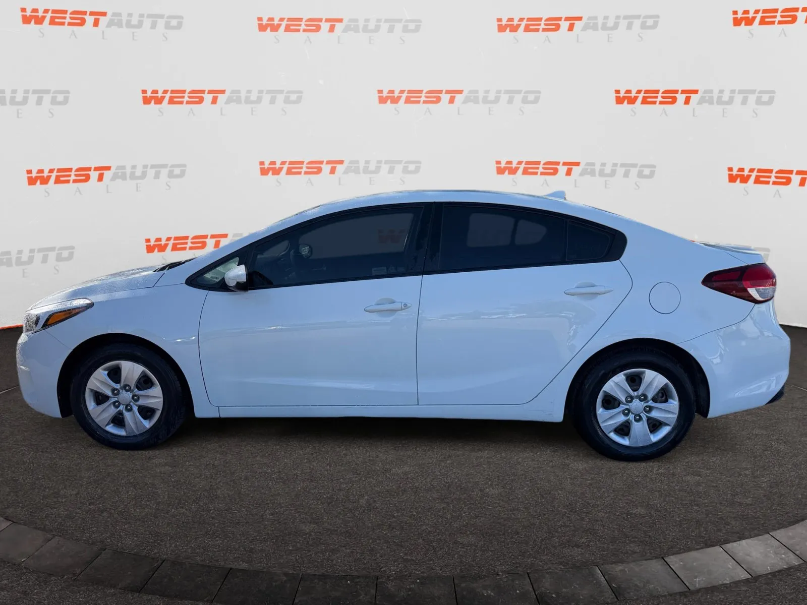 Kia Forte photo 2