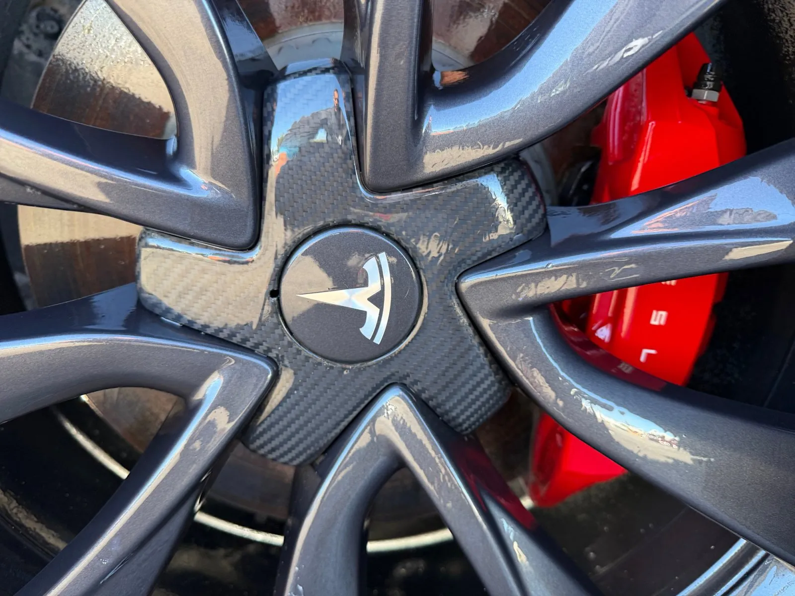 Tesla Model 3 photo 30