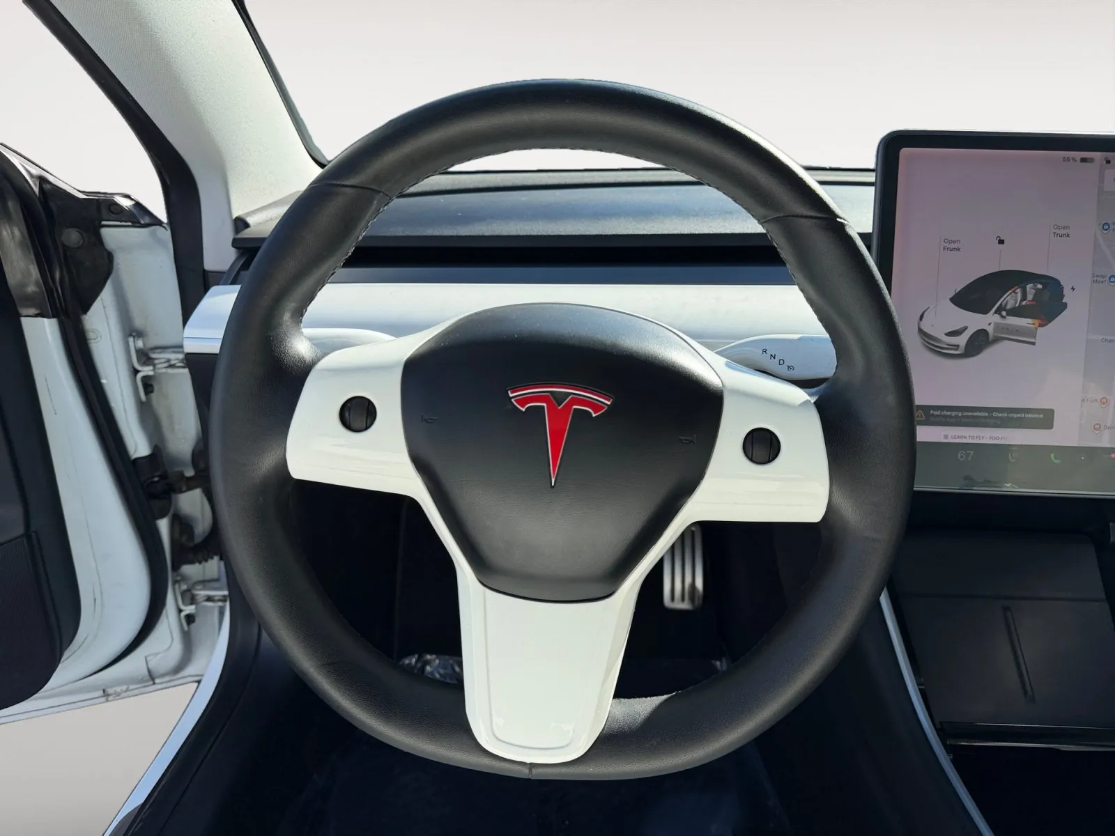 Tesla Model 3 photo 12