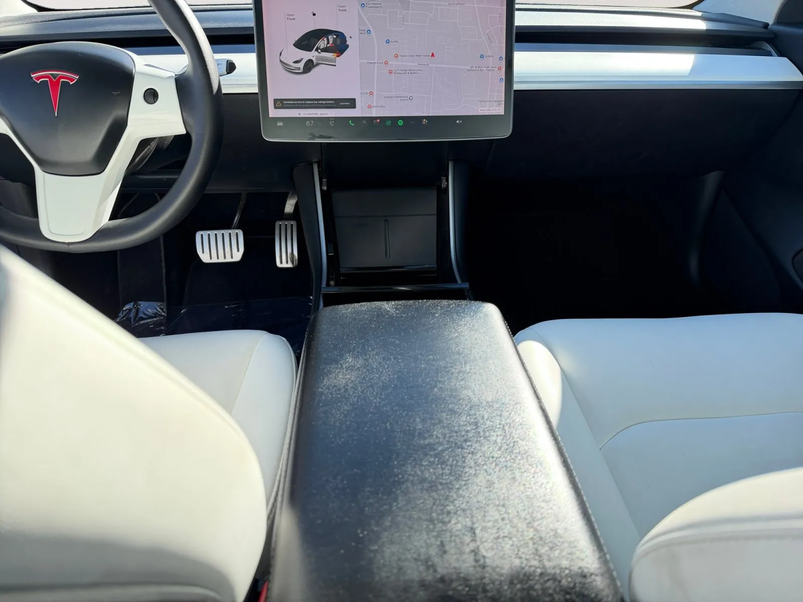 Tesla Model 3 photo 11