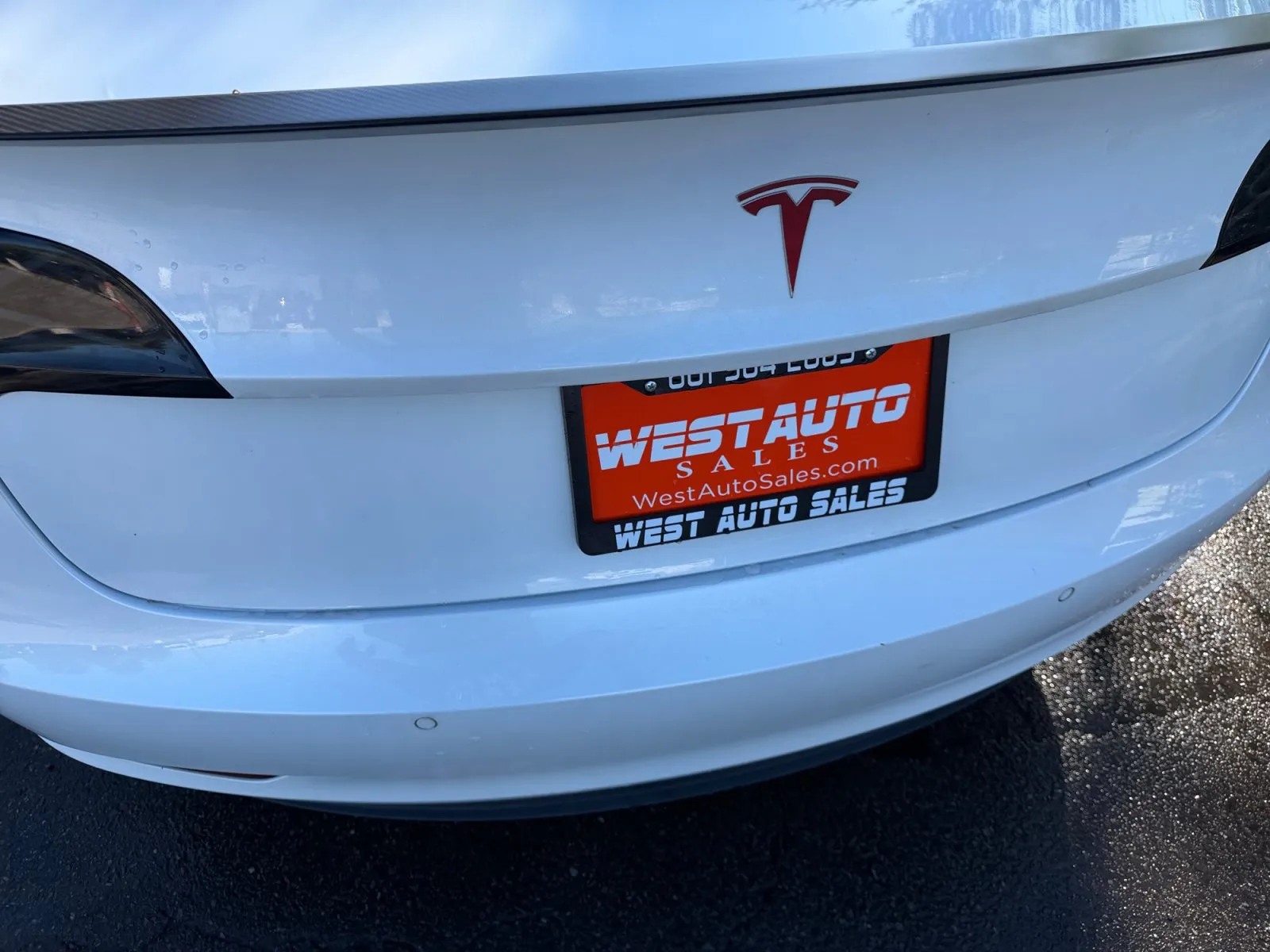 Tesla Model 3 photo 28