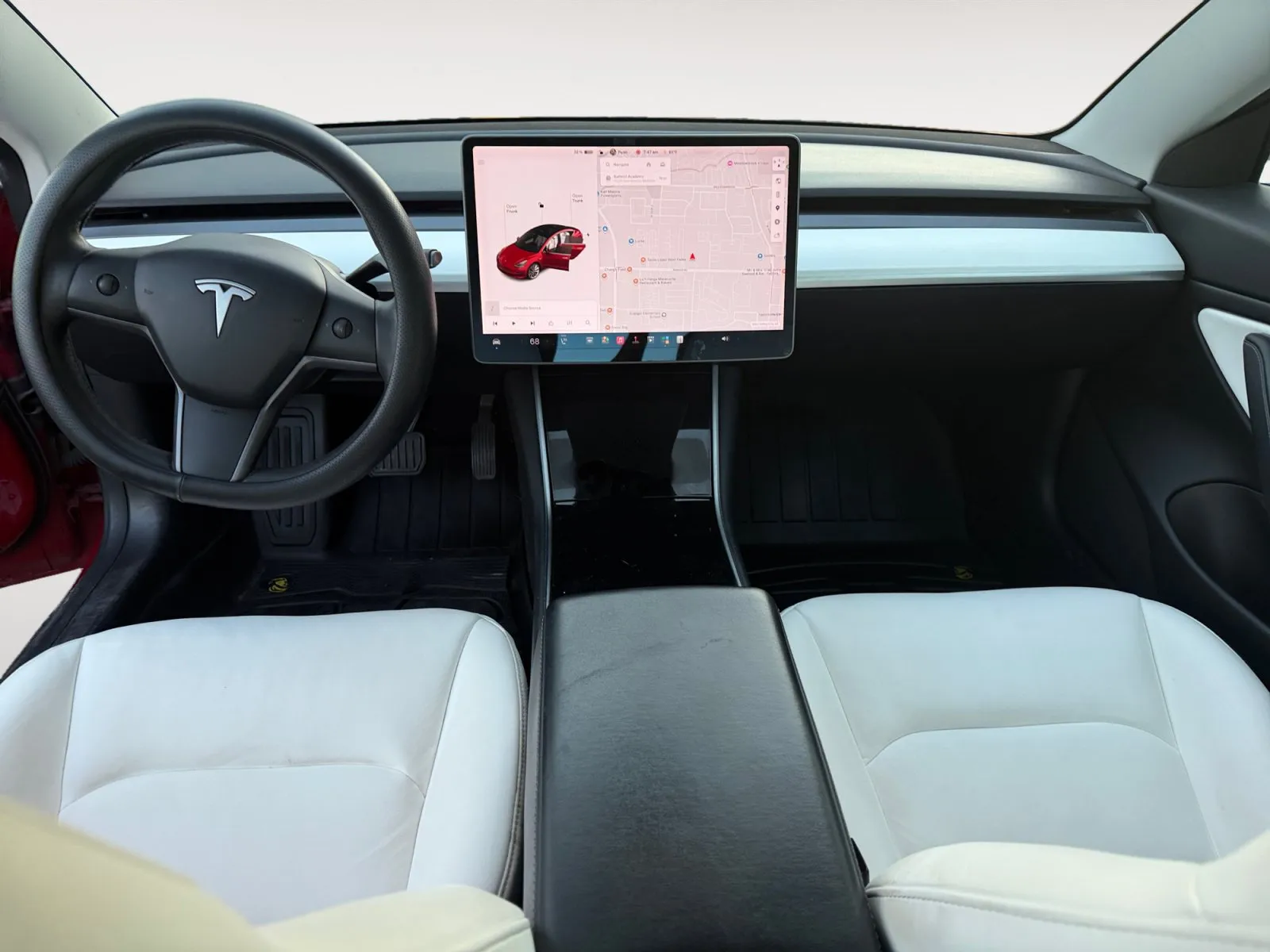 Tesla Model 3 photo 10