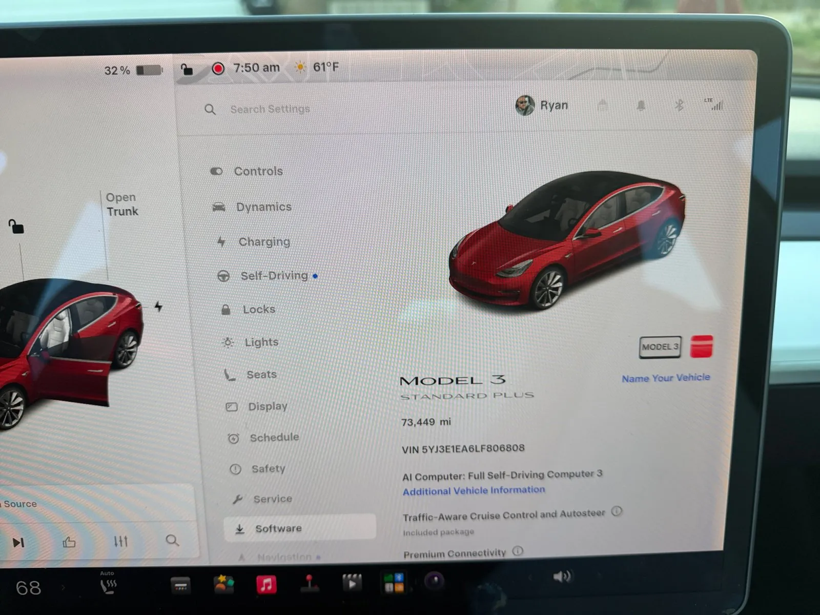 Tesla Model 3 photo 25