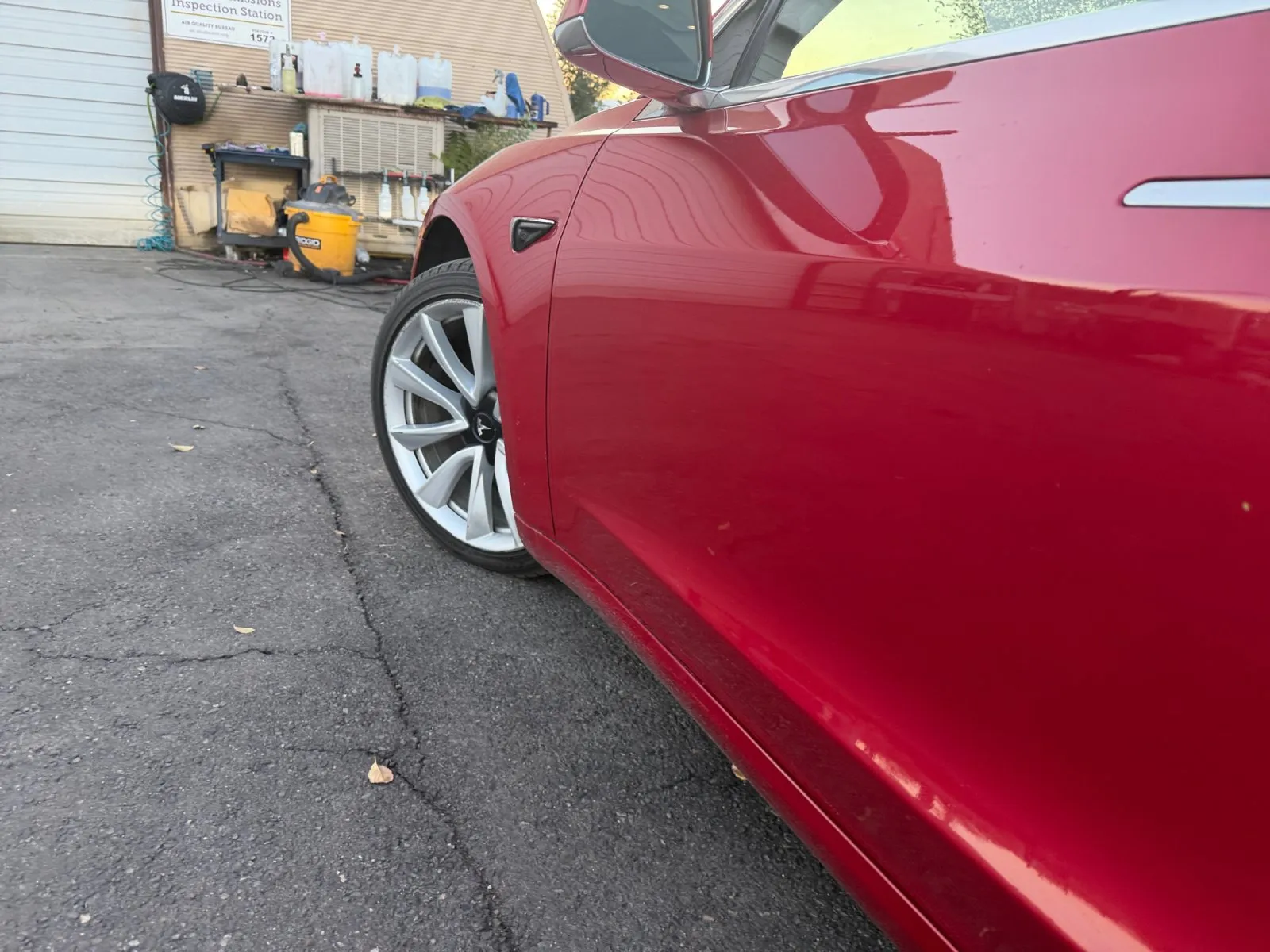 Tesla Model 3 photo 30