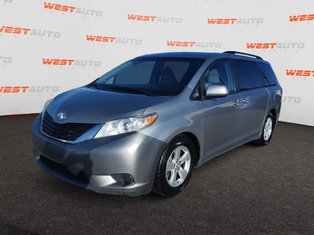 2016 Toyota Sienna LE for sale in West Valley City, UT
