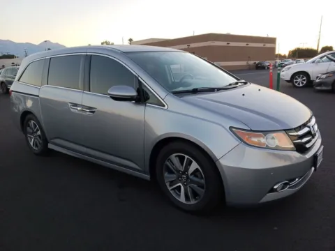 Silver 2017 Honda Odyssey Touring Elite for sale in West Valley City, UT