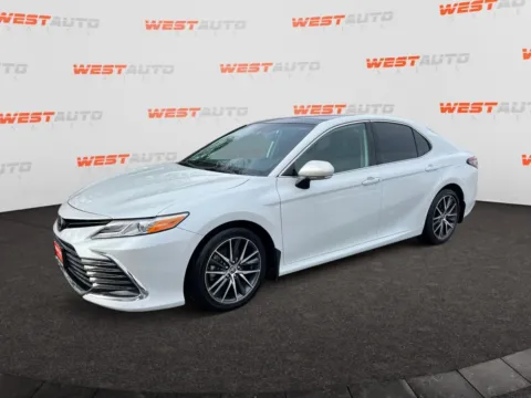 White 2022 Toyota Camry XLE for sale in West Valley City, UT