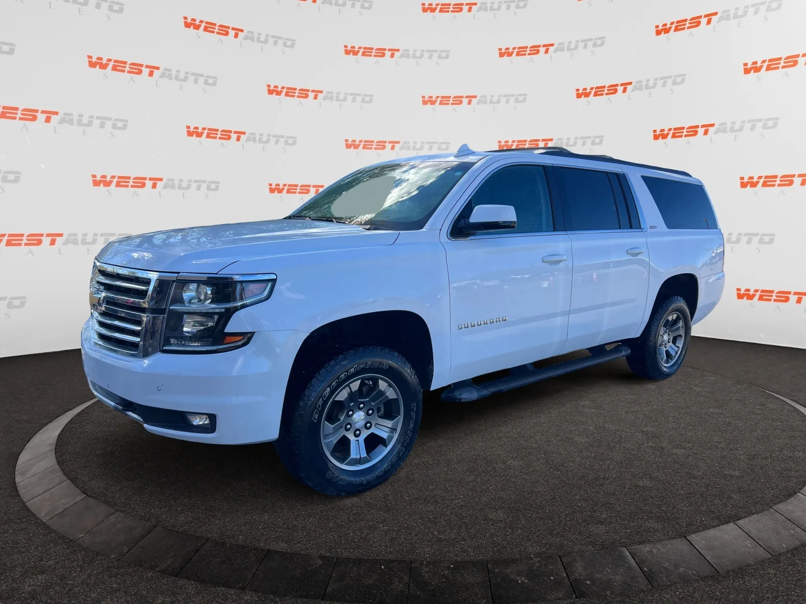 White 2019 Chevrolet Suburban LT for sale in West Valley City, UT