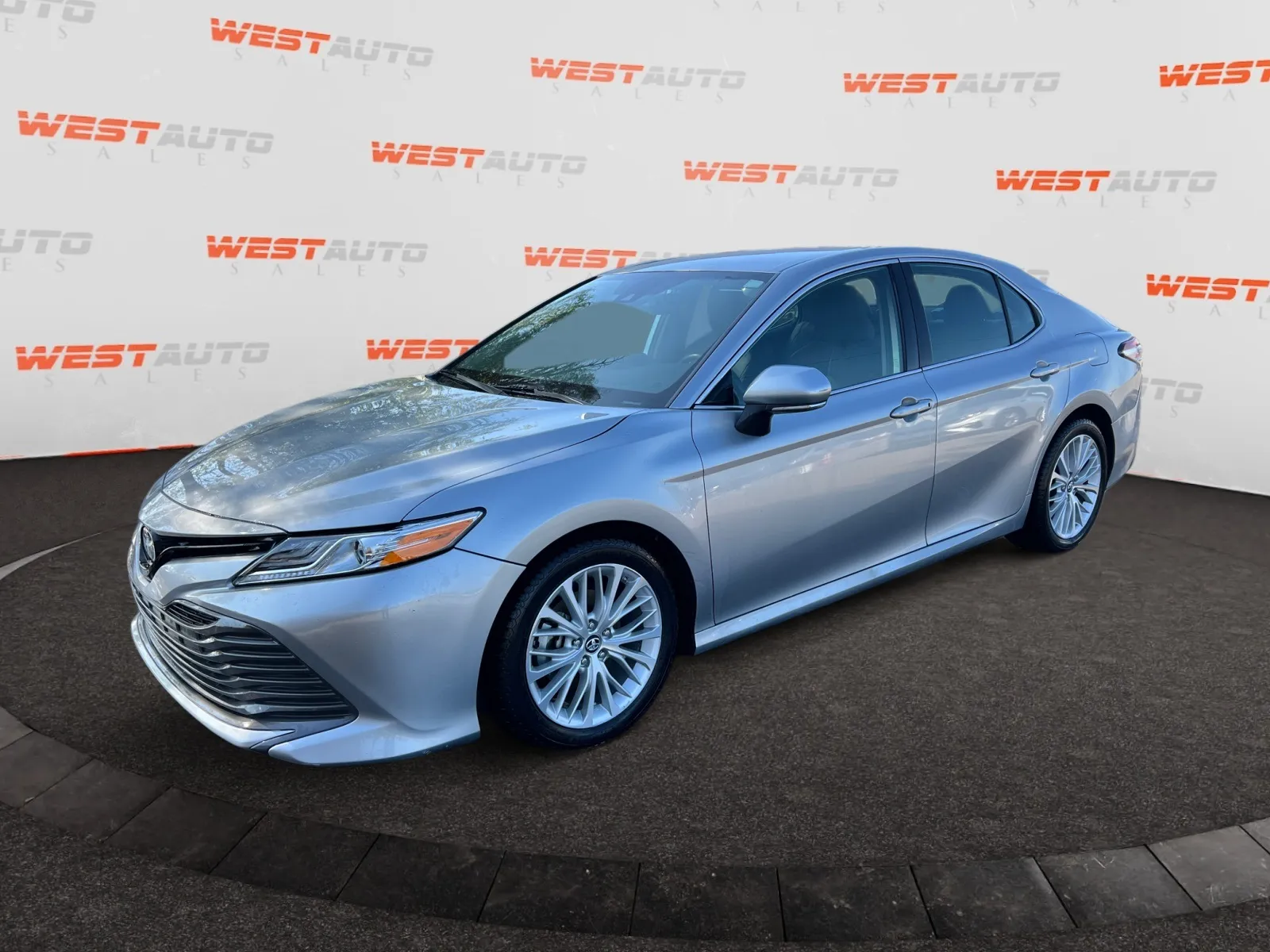 Silver 2019 Toyota Camry XLE for sale in West Valley City, UT
