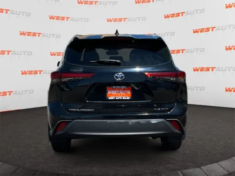 More photos of 2021 Toyota Highlander XLE at West Auto Sales - Provo, UT