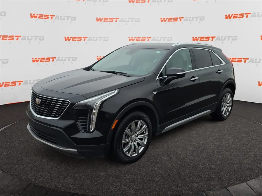 2023 Cadillac XT4 Premium Luxury's photo
