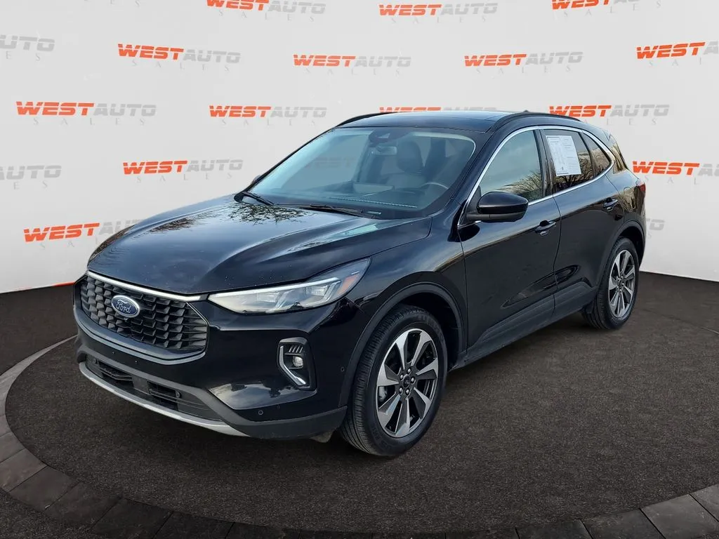 Black 2023 Ford Escape Hybrid Platinum for sale in Tooele, UT