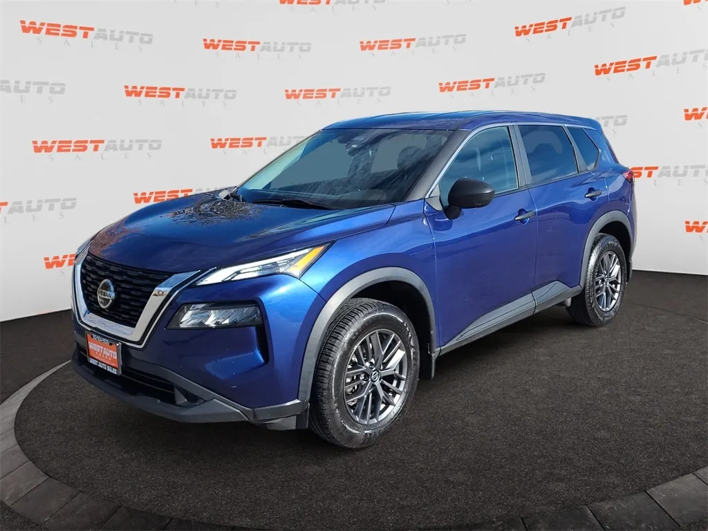2021 Nissan Rogue S's photo