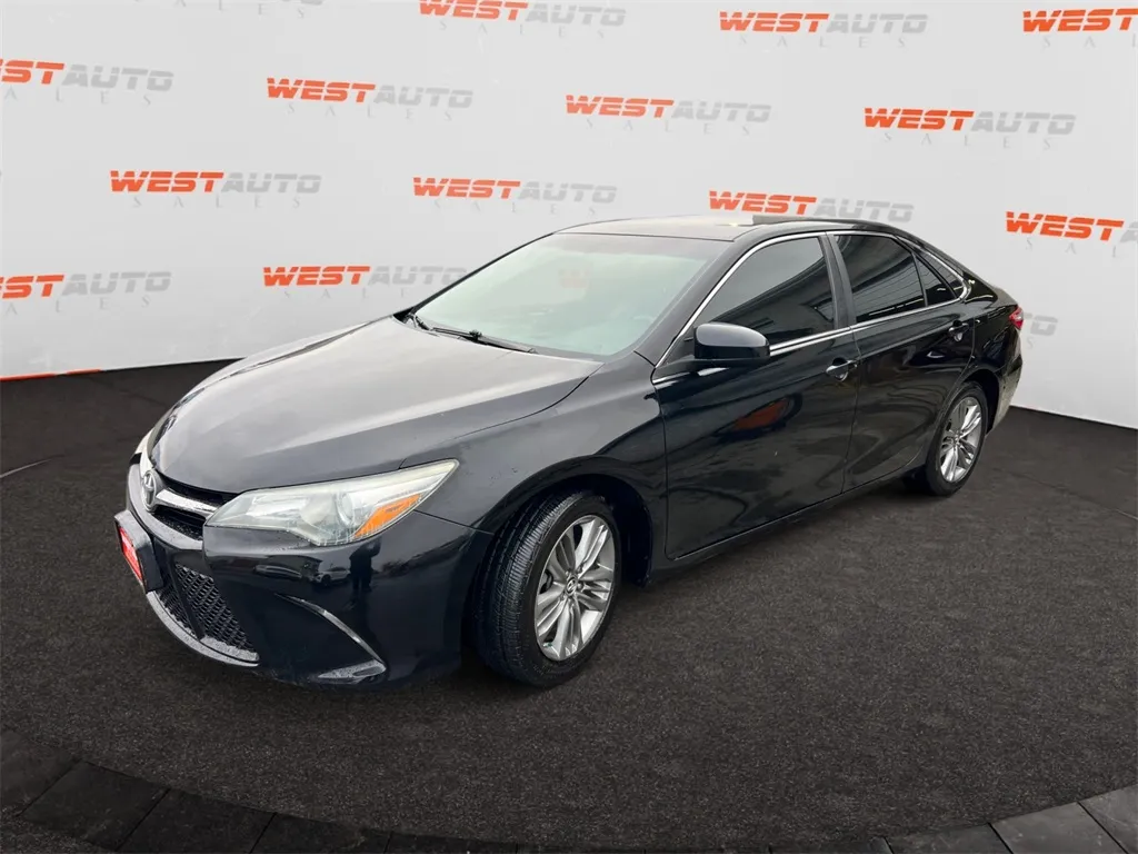 2015 Toyota Camry SE