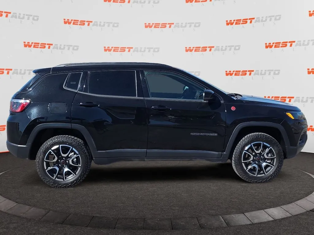 Jeep Compass photo 6
