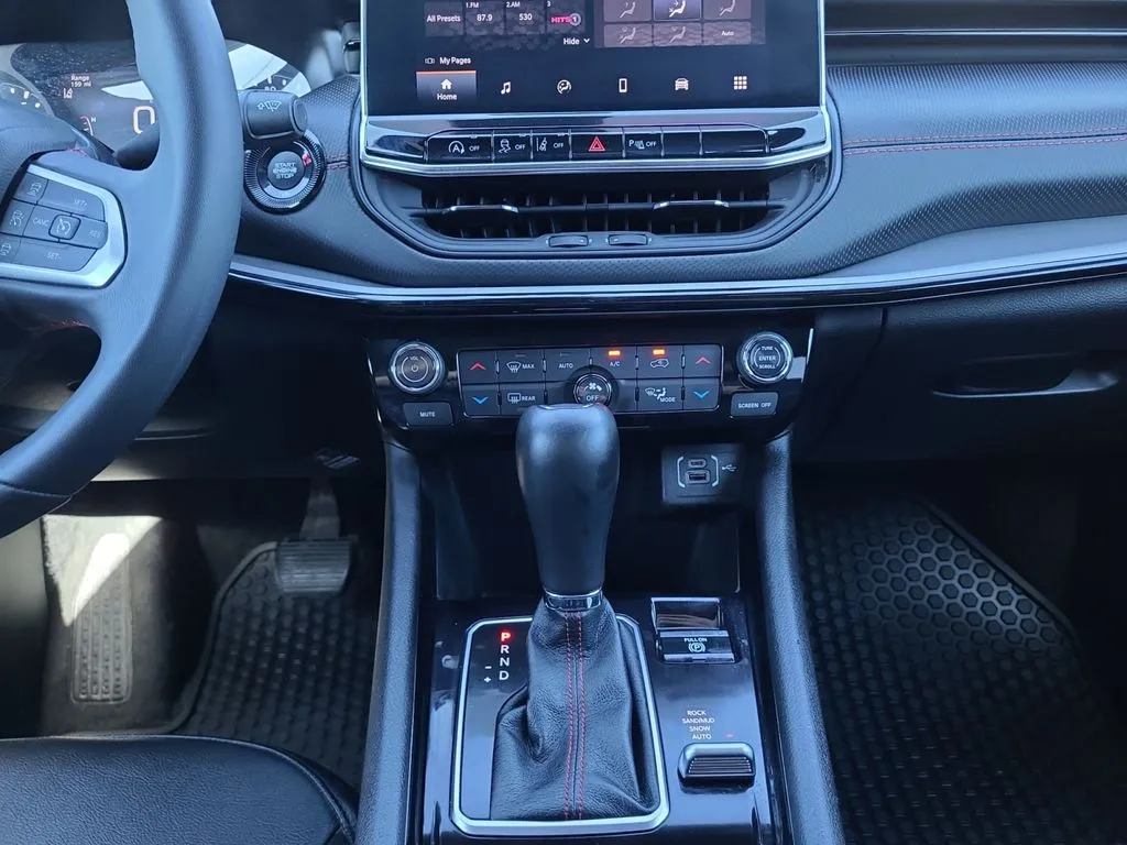 Jeep Compass photo 11