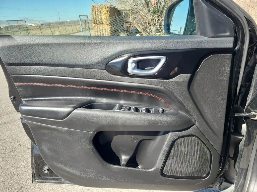 Jeep Compass photo 19