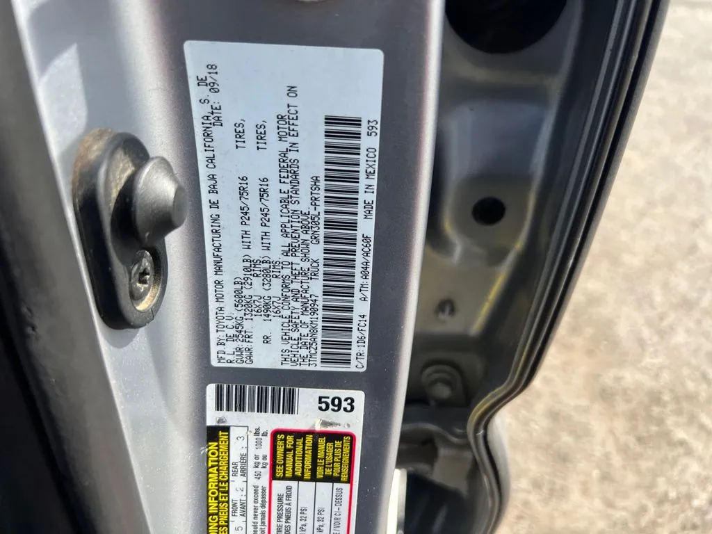 2019 Toyota Tacoma SR5 - Photo 40