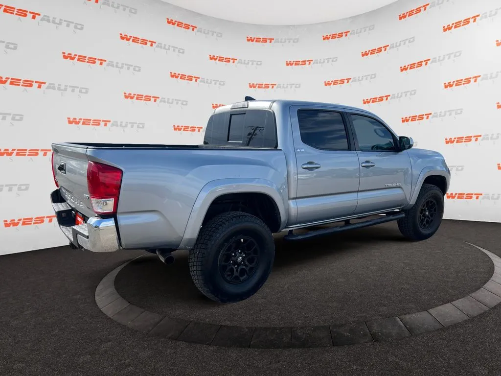 2019 Toyota Tacoma SR5 - Photo 5